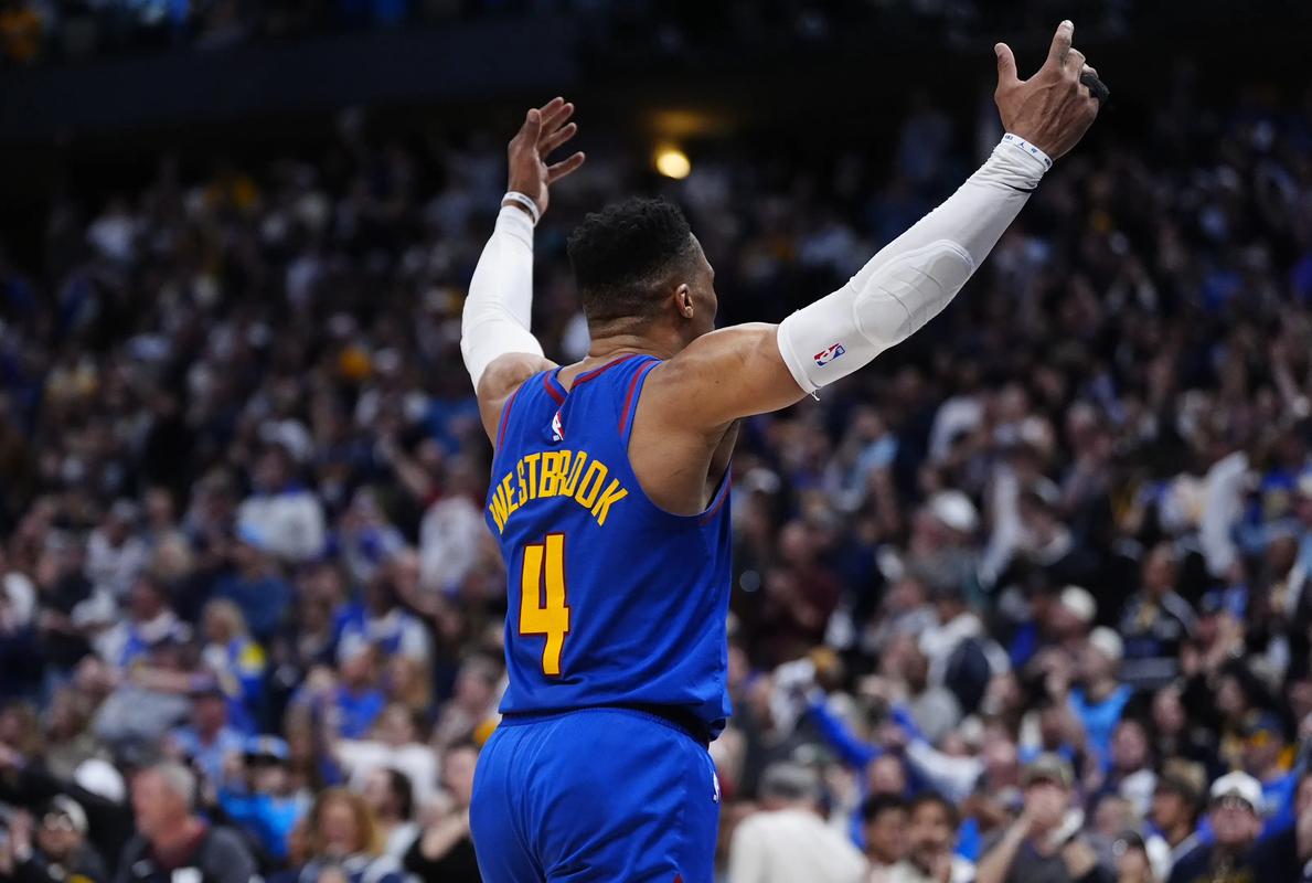 一方面回望 一方面回望