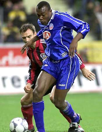 前场反抢的 前场反抢的